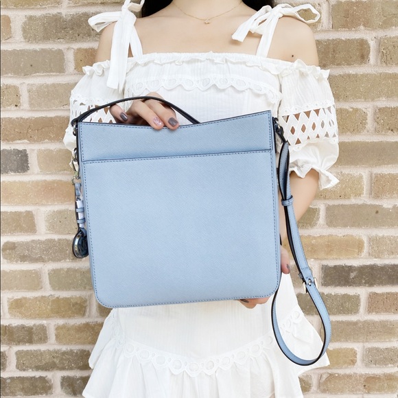 SALE‼️Michael kors large messenger bag baby blue - Picture 4 of 4